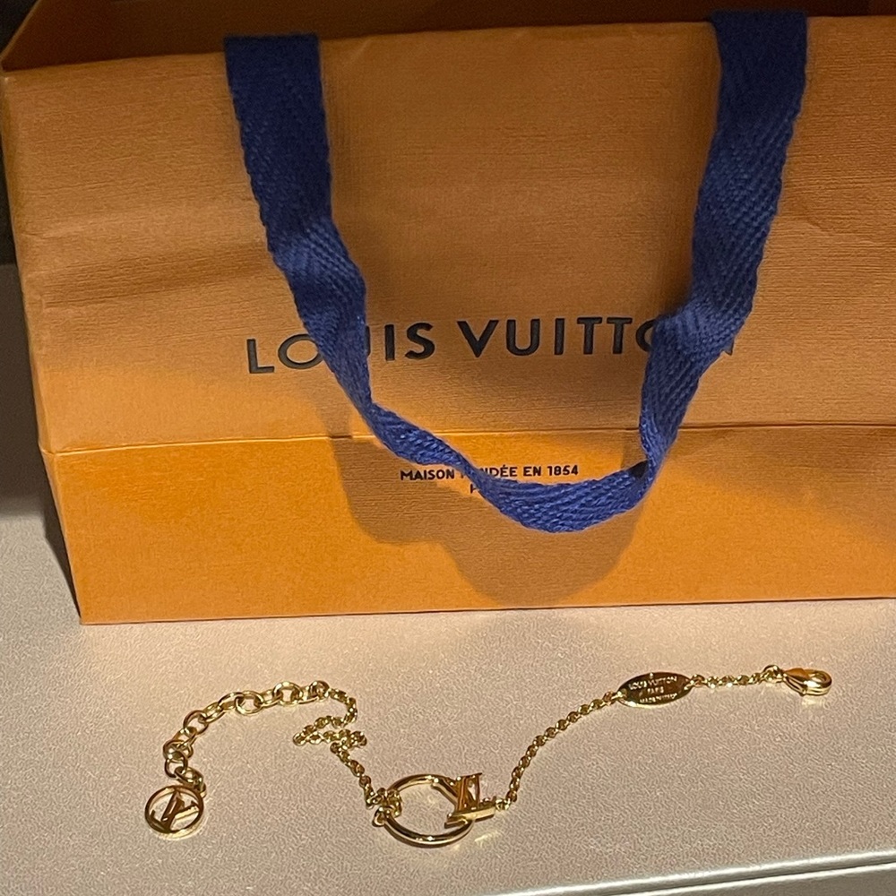 Louis Vuitton eclipse bracelet